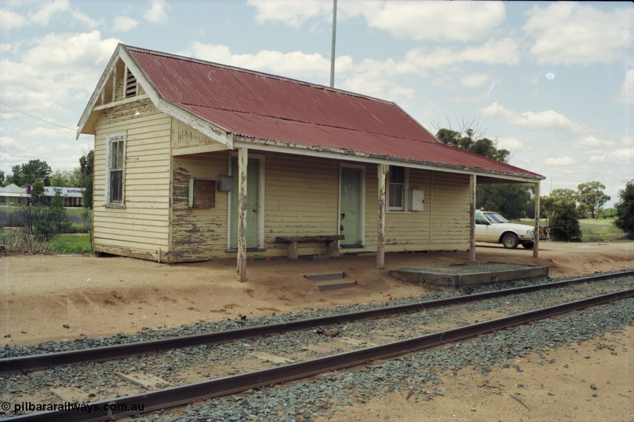 131-1-19
Wakool station building.
