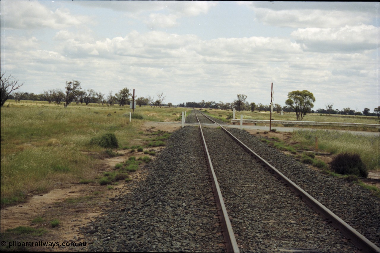 131-1-26
Burraboi track view, looking towards Balranald.
