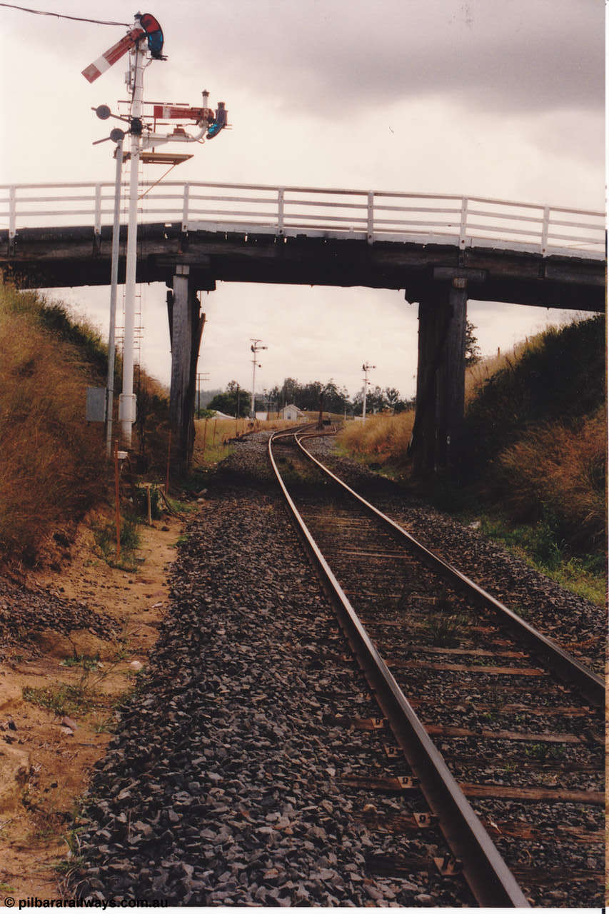 134-01
Kagaru, arrival signal, looking north at the south end, down arrival.
