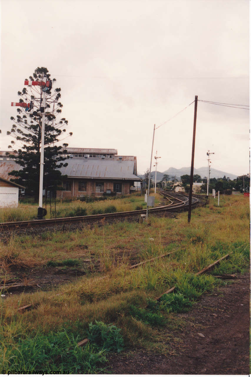 134-23
Kyogle, looking north from the south end, down arrival signal, looking down loop from the curve.
