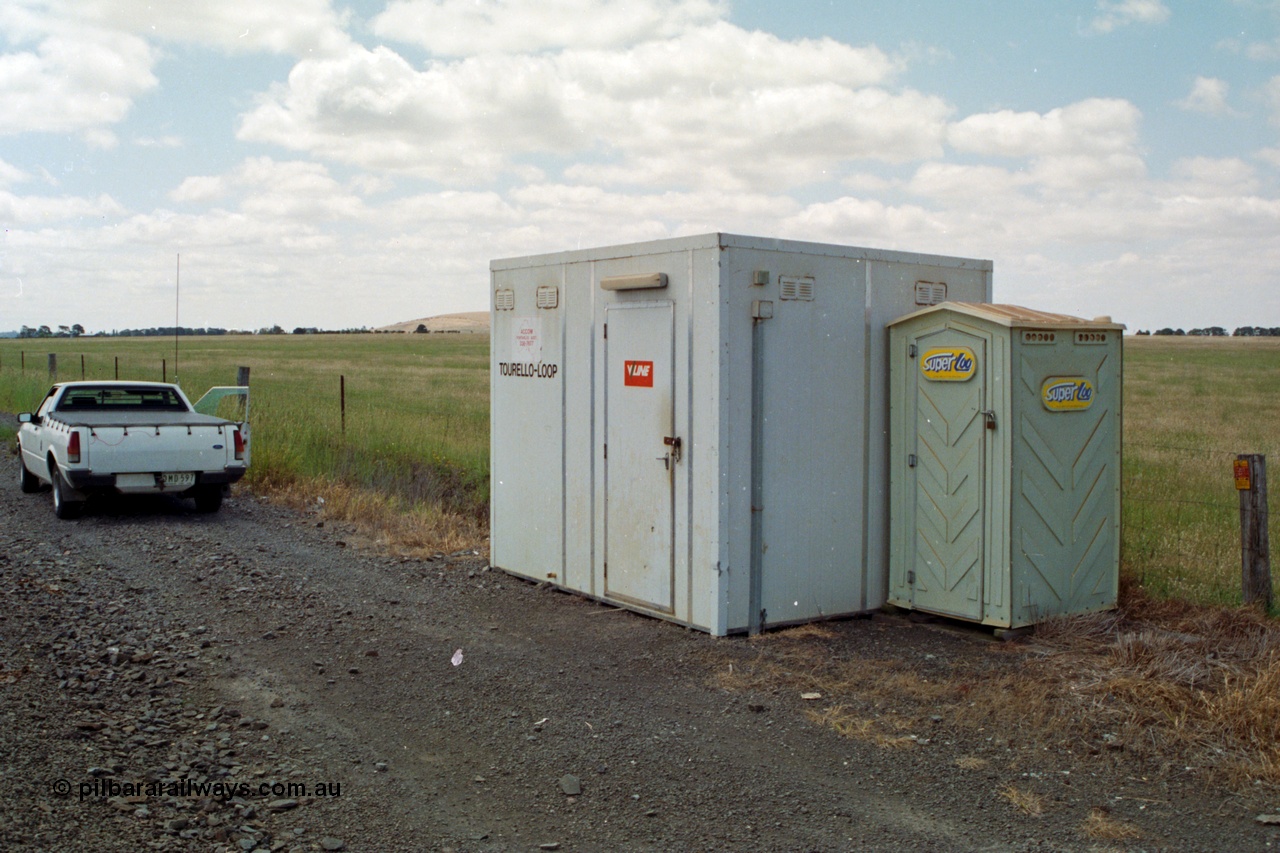 139-01
Tourello Loop, staff exchange hut and Super Loo.
