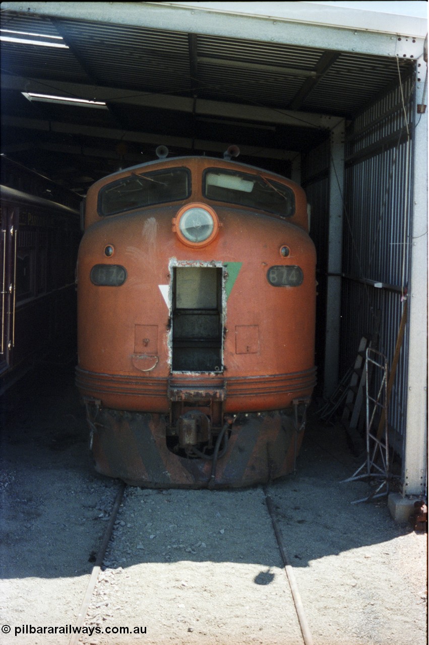 146-21
Seymour SRHC broad gauge ex-V/Line B class B 74 Clyde Engineering EMD model ML2 serial ML2-15 under restoration with the nose door cut out.
Keywords: B-class;B74;Clyde-Engineering-Granville-NSW;EMD;ML2;ML2-15;bulldog;