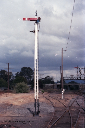 148-13
Wangaratta, Signal Post 12, one arm and one removed disc, Up Signals, arm is Home Signal from No. 1 Road to 'A' to Post 9. The Disc was from No. 1 Road to Siding 'F'.
