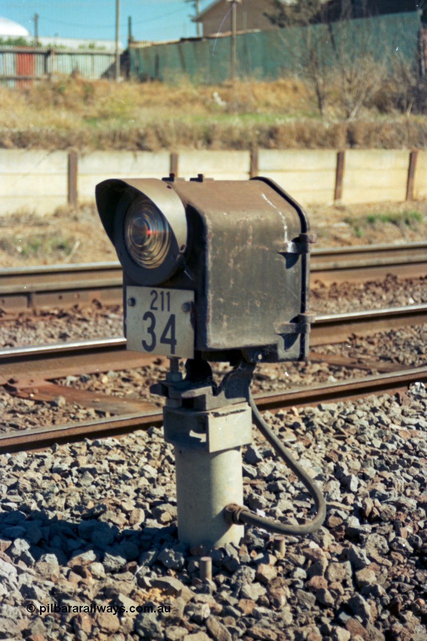 153-2-37
Ararat station yard, electric dwarf signal 34.
