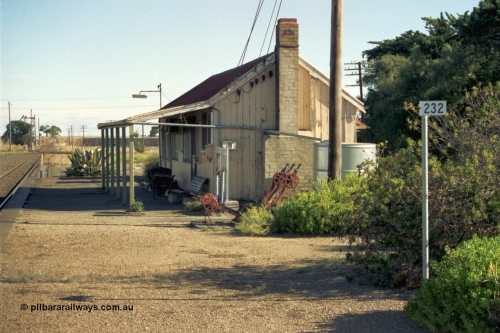 153-3-02
Maroona, station platform and building, signal levers, 232 km post, looking towards Portland.
