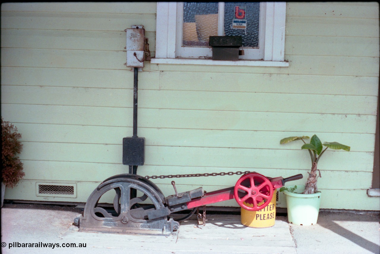 161-22
Cobram, signal lever with Annett key and adjustment wheel, electric interlock junction boxes.
