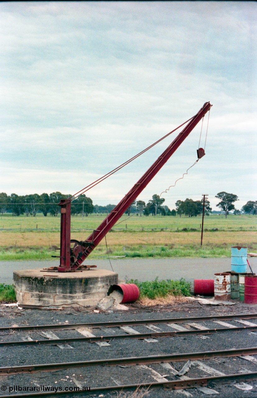 161-26
Tocumwal, good loading pivot crane, broad gauge yard.
