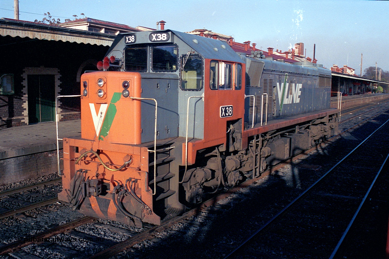 169-34
Seymour, station yard view, V/Line broad gauge locomotive X class X 38 Clyde Engineering EMD model G26C serial 70-701 stabled for the Sunday night down Cobram service.
Keywords: X-class;X38;Clyde-Engineering-Granville-NSW;EMD;G26C;70-701;