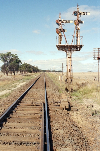 171-13
Trawalla, main line track view looking towards Melbourne, semaphore Down Home Signal Post 2 and motorised point machine.
