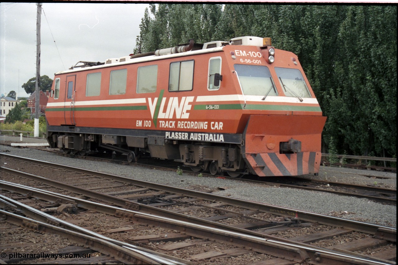 172-14
Ballarat yard, broad gauge V/Line Plasser track recording vehicle EM100.
Keywords: EM100;Plasser-&-Theurer;track-machine;