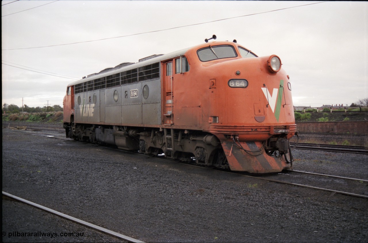 183-11
Seymour loco depot, broad gauge V/Line B class locomotive B 64 Clyde Engineering EMD model ML2 serial ML2-5.
Keywords: B-class;B64;Clyde-Engineering-Granville-NSW;EMD;ML2;ML2-5;bulldog;