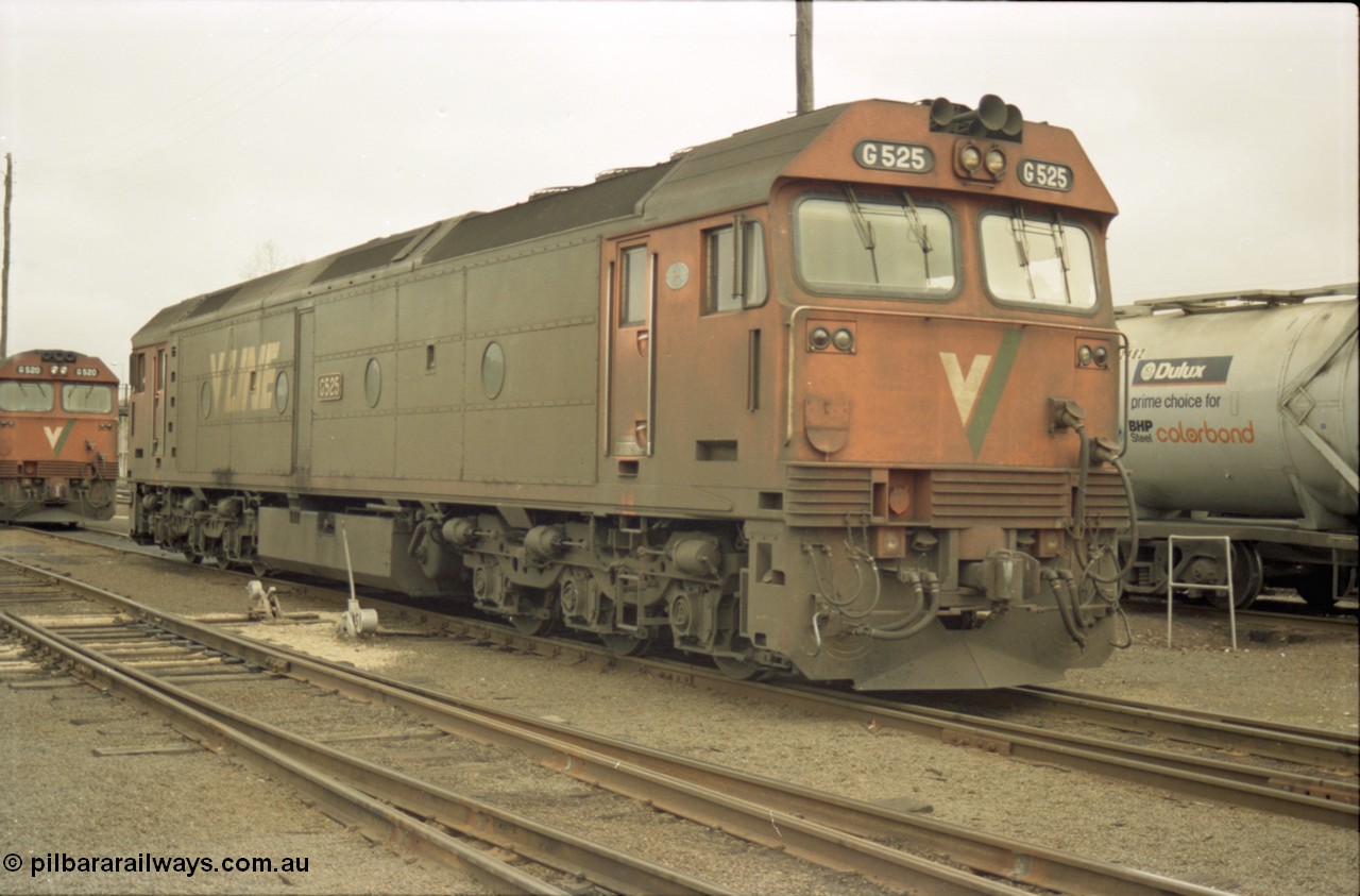 184-11
Albury loco depot, standard gauge V/Line G class loco G 525 Clyde Engineering EMD model JT26C-2SS serial 86-1238, point lever.
Keywords: G-class;G525;Clyde-Engineering-Rosewater-SA;EMD;JT26C-2SS;86-1238;