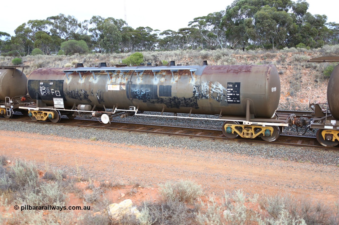 161116 5113
West Kalgoorlie, Shell fuel train 3442, tank waggon NTBF 6119, built by Comeng NSW 1975 as a bitumen tanker type SCA for Shell Bitumen NSW as SCA 270.
Keywords: NTBF-type;NTBF6119;Comeng-NSW;SCA-type;SCA270;