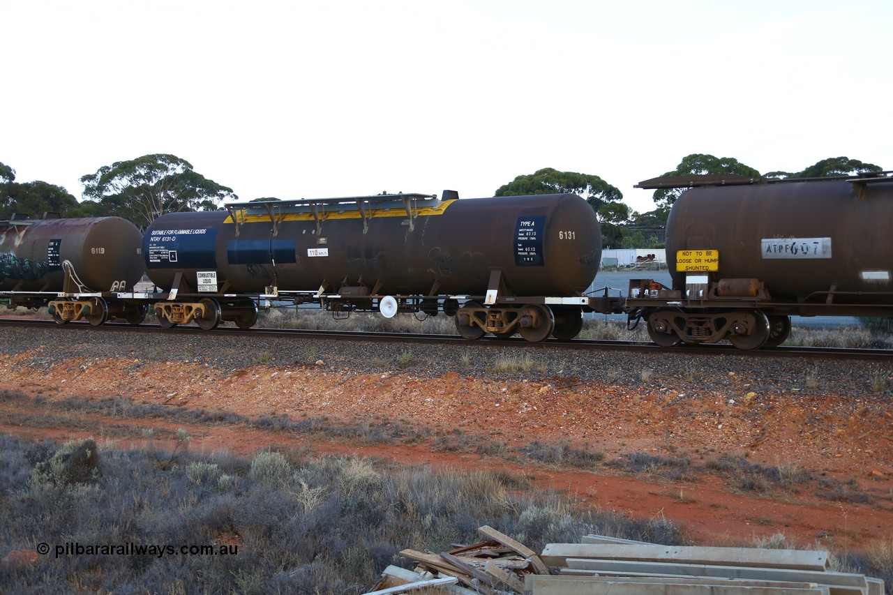 161116 5558
Binduli, empty Shell fuel train 4443, tank waggon NTAY 6131, built by Indeng Qld 1979 for Shell as SCA type SCA 282 fitted with conventional couplers.
Keywords: NTAY-type;NTAY6131;Indeng-Qld;SCA-type;SCA282;