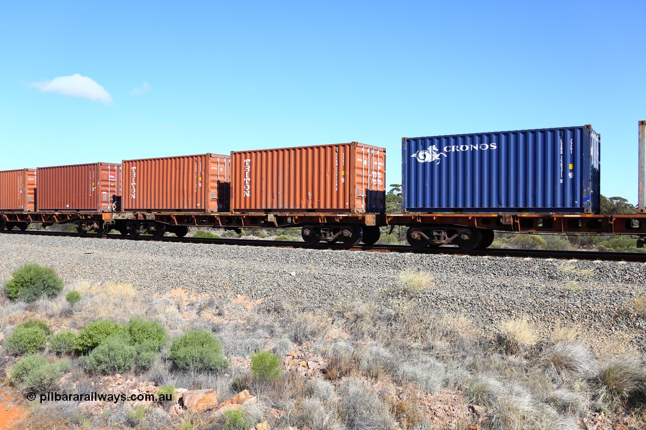 161111 2493
Binduli, Kalgoorlie Freighter train 5025, waggon AQRY 1000
Keywords: AQRY-type;AQRY1000;AFRF-type;