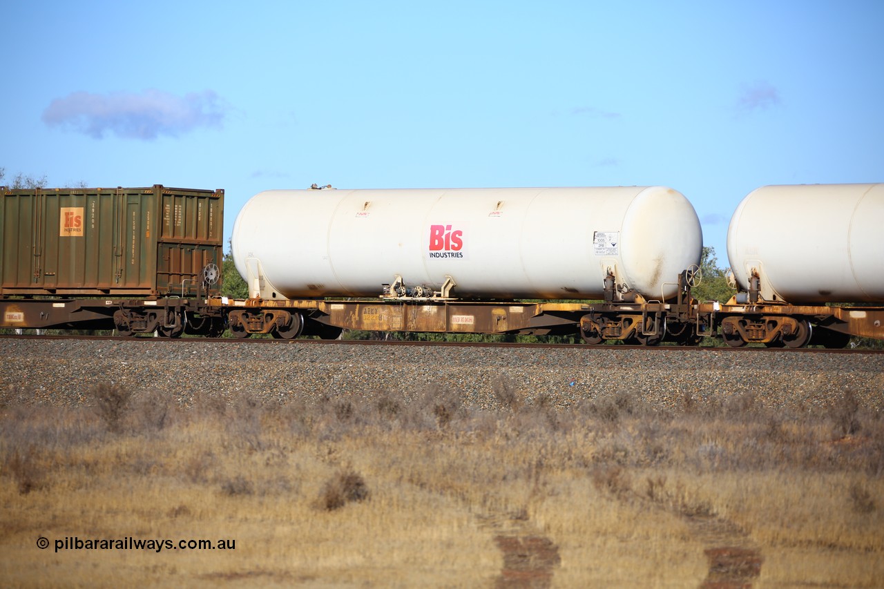 161111 2401
Kalgoorlie, Malcolm freighter train 5029, AZKY type anhydrous ammonia tank waggon AZKY 32231, type leader of twelve units built by Goninan WA in 1998 as type WQK for Murrin Murrin traffic fitted with Bis INDUSTRIES anhydrous ammonia tank A1K.
Keywords: AZKY-type;AZKY32231;Goninan-WA;WQK-type;