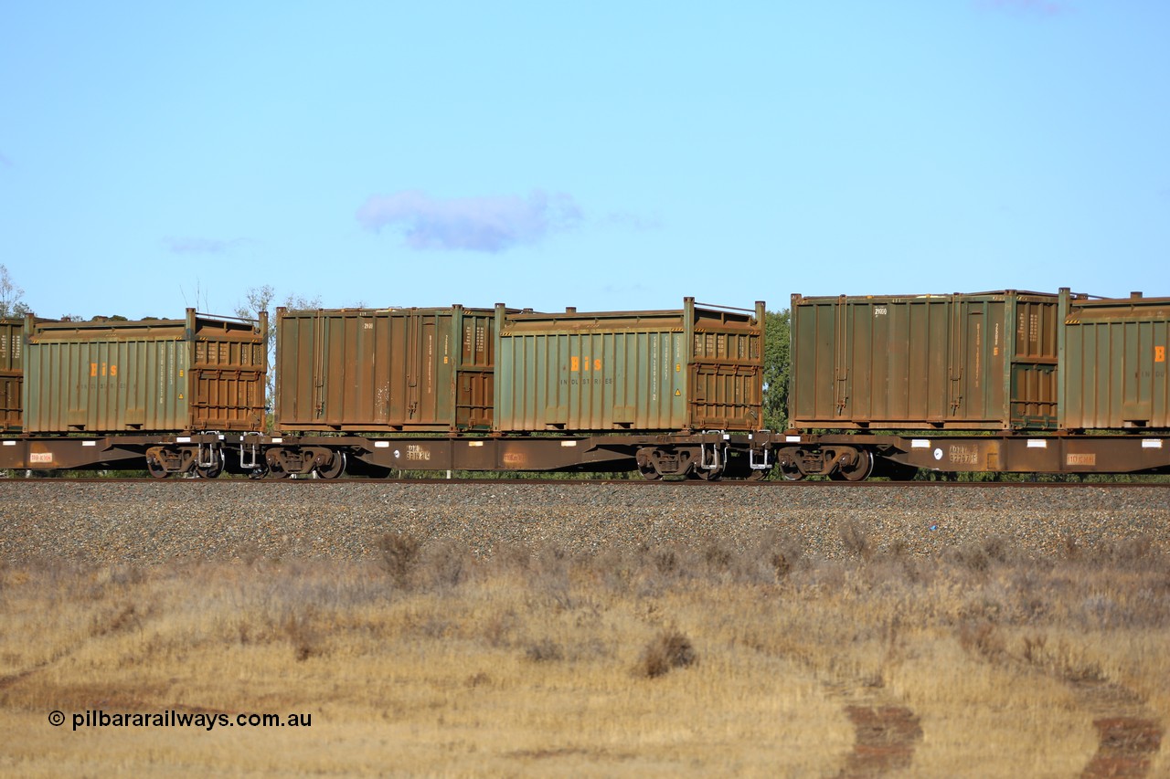 161111 2424
Kalgoorlie, Malcolm freighter train 5029, waggon AQNY 32198 one of sixty two waggons built by Goninan WA in 1998 as WQN type for Murrin Murrin container traffic with a Bis Industries roll-top 55UA type sulphur container SBIU 200627 and an undecorated Bis Industries hard-top 25U0 type sulphur container BISU 100041.
Keywords: AQNY-type;AQNY32198;Goninan-WA;WQN-type;