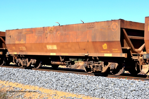 240328 2809
WOE type iron ore waggon WOE 33353 is one of a batch of one hundred and forty one built by United Goninan WA between November 2005 and April 2006 with serial number 950142-058 and fleet number 852, in Mineral Resources traffic 5040 empty Mount Walton iron ore train. March 28, 2024.
Keywords: WOE-type;WOE33353;United-Goninan-WA;950142-058;