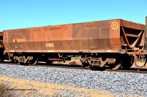 240328 2922
WOE type iron ore waggon WOE 33259 is one of a batch of twenty seven built by Goninan WA between September and October 2002 with serial number 950103-026 and fleet number 758, in Mineral Resources traffic 5040 empty Mount Walton iron ore train. March 28, 2024.
Keywords: WOE-type;WOE33259;Goninan-WA;950103-026;