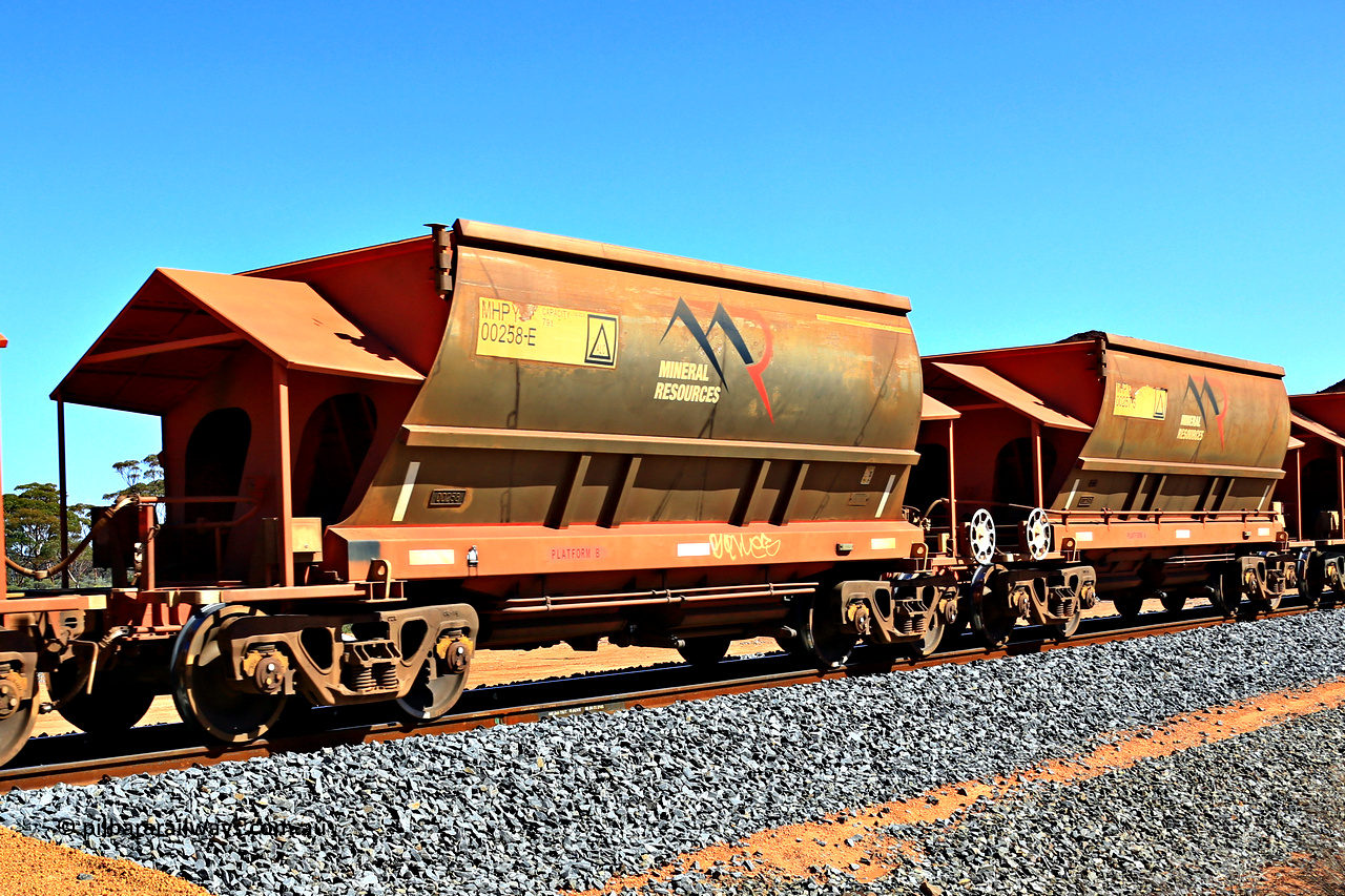 240328 3013
Loaded Koolyanobbing iron ore train 5041 with Mineral Resources Ltd MHPY type iron ore waggons MHPY 00258 and MHPY 00257 built by CSR Yangtze Co China with serial numbers 2014 / 382-258 and 2014 / 382-257 in 2014 as a batch of 382 pairs, these bottom discharge hopper waggons are operated in 'married' pairs. March 28, 2024.
Keywords: MHPY-type;MHPY00258;2014/382-258;MHPY00257;2014/382-257;CSR-Yangtze-Rolling-Stock-Co-China;