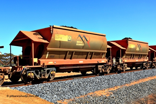 240328 3014
Loaded Koolyanobbing iron ore train 5041 with Mineral Resources Ltd MHPY type iron ore waggons MHPY 00371 and MHPY 00372 built by CSR Yangtze Co China with serial numbers 2014 / 382-371 and 2014 / 382-372 in 2014 as a batch of 382 pairs, these bottom discharge hopper waggons are operated in 'married' pairs. March 28, 2024.
Keywords: MHPY-type;MHPY00371;2014/382-371;MHPY00372;2014/382-372;CSR-Yangtze-Rolling-Stock-Co-China;