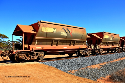 240328 3028
Loaded Koolyanobbing iron ore train 5041 with Mineral Resources Ltd MHPY type iron ore waggons MHPY 00154 and MHPY 00153 built by CSR Yangtze Co China with serial numbers 2014 / 382-154 and 2014 / 382-153 in 2014 as a batch of 382 pairs, these bottom discharge hopper waggons are operated in 'married' pairs. March 28, 2024.
Keywords: MHPY-type;MHPY00154;2014/382-154;MHPY00153;2014/382-153;CSR-Yangtze-Rolling-Stock-Co-China;