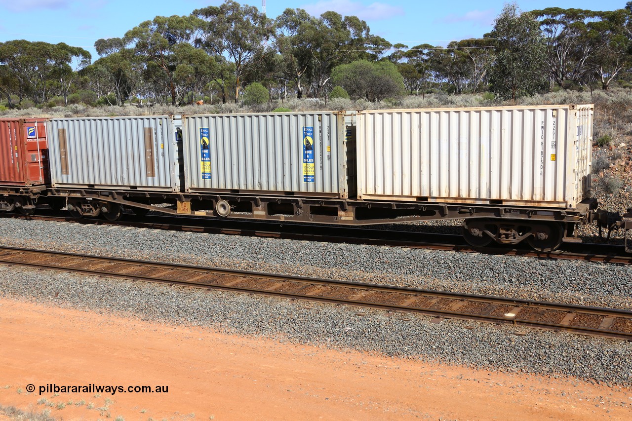 161112 3012
West Kalgoorlie, loaded Malcolm sulphur train 6029, AQWY type waggon AQWY 30435 container waggon originally one of one hundred and sixty one built by Tomlinson Steel in 1970 as WFX type, to WQCX in 1980, with three TEU 22G1 type containers, RWTQ 818750, RWLU 813403 and RWLU 811167.
Keywords: AQWY-type;AQWY30435;Tomlinson-Steel-WA;WFX-type;