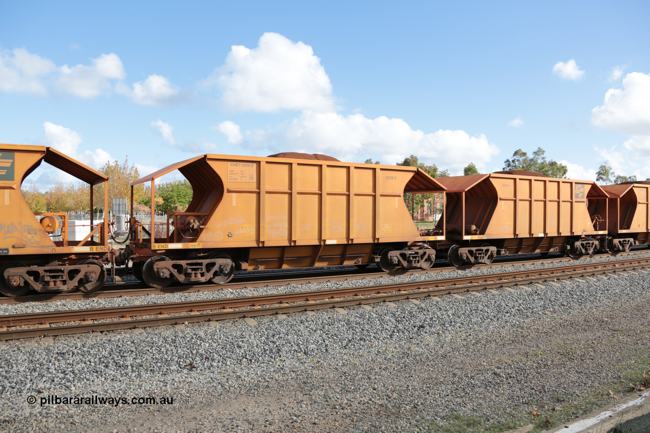 140601 4617
Midland, loaded iron ore train #1030 heading to Kwinana, CFCLA leased CHEY type waggon CHEY 8059 one pair of 120 bar coupled pairs built by Bluebird Rail Operations SA in 2011-12. 1st June 2014.
Keywords: CHEY-type;CHEY8059;Bluebird-Rail-Operations-SA;2011/120-59;