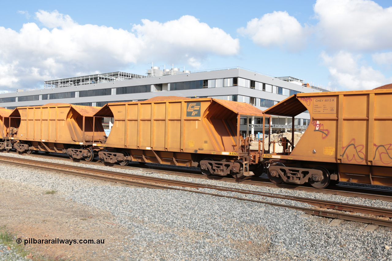 140601 4629
Midland, loaded iron ore train #1030 heading to Kwinana, CFCLA leased CHEY type waggon CHEY 8022 one pair of 120 bar coupled pairs built by Bluebird Rail Operations SA in 2011-12. 1st June 2014.
Keywords: CHEY-type;CHEY8022;Bluebird-Rail-Operations-SA;2011/120-22;