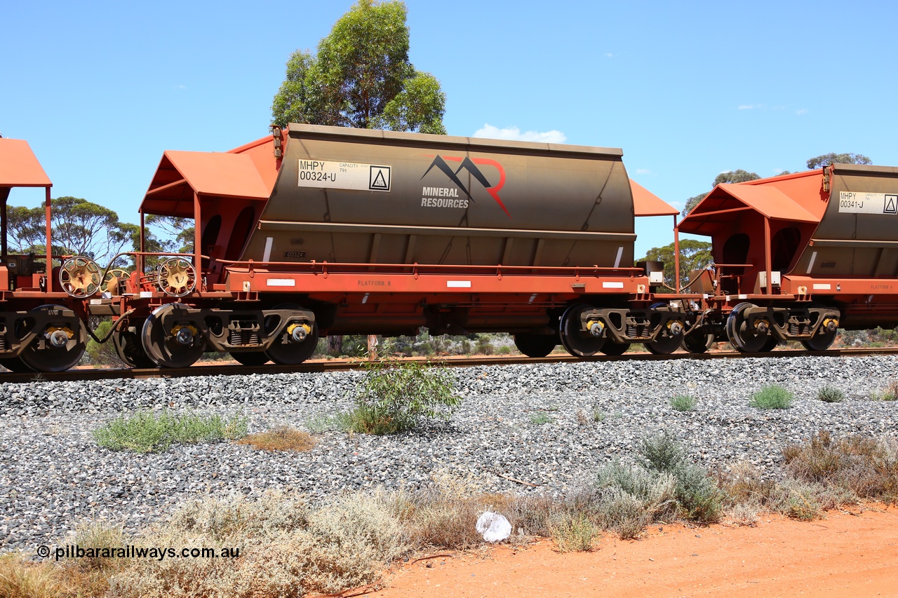 190107 0537
Binduli, on empty Mineral Resources Ltd iron ore train service from Esperance to Koolyanobbing 2034 with MRL's MHPY type iron ore waggon MHPY 00324 built by CSR Yangtze Co China serial 2014/382-324 in 2014 as a batch of 382 units, these bottom discharge hopper waggons are operated in 'married' pairs.
Keywords: MHPY-type;MHPY00324;2014/382-324;CSR-Yangtze-Rolling-Stock-Co-China;