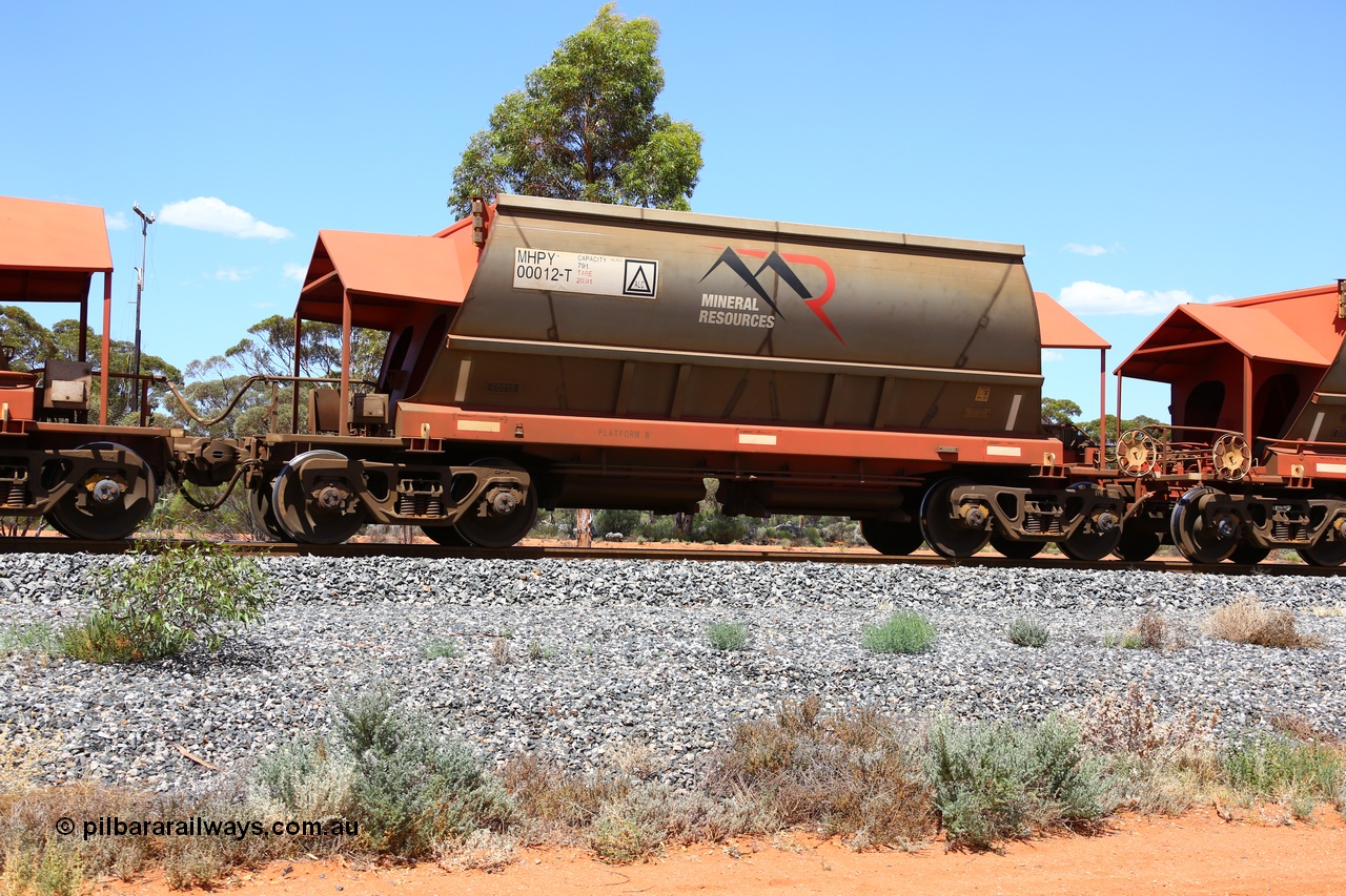 190107 0606
Binduli, on empty Mineral Resources Ltd iron ore train service from Esperance to Koolyanobbing 2034 with MRL's MHPY type iron ore waggon MHPY 00012 built by CSR Yangtze Co China serial 2014/382-12 in 2014 as a batch of 382 units, these bottom discharge hopper waggons are operated in 'married' pairs.
Keywords: MHPY-type;MHPY00012;2014/382-12;CSR-Yangtze-Rolling-Stock-Co-China;