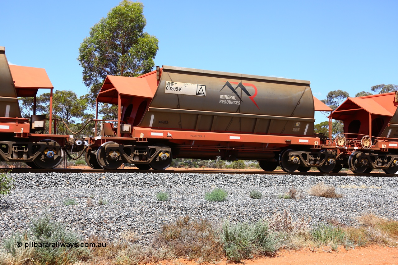 190107 0618
Binduli, on empty Mineral Resources Ltd iron ore train service from Esperance to Koolyanobbing 2034 with MRL's MHPY type iron ore waggon MHPY 00208 built by CSR Yangtze Co China serial 2014/382-208 in 2014 as a batch of 382 units, these bottom discharge hopper waggons are operated in 'married' pairs.
Keywords: MHPY-type;MHPY00208;2014/382-208;CSR-Yangtze-Co-China;