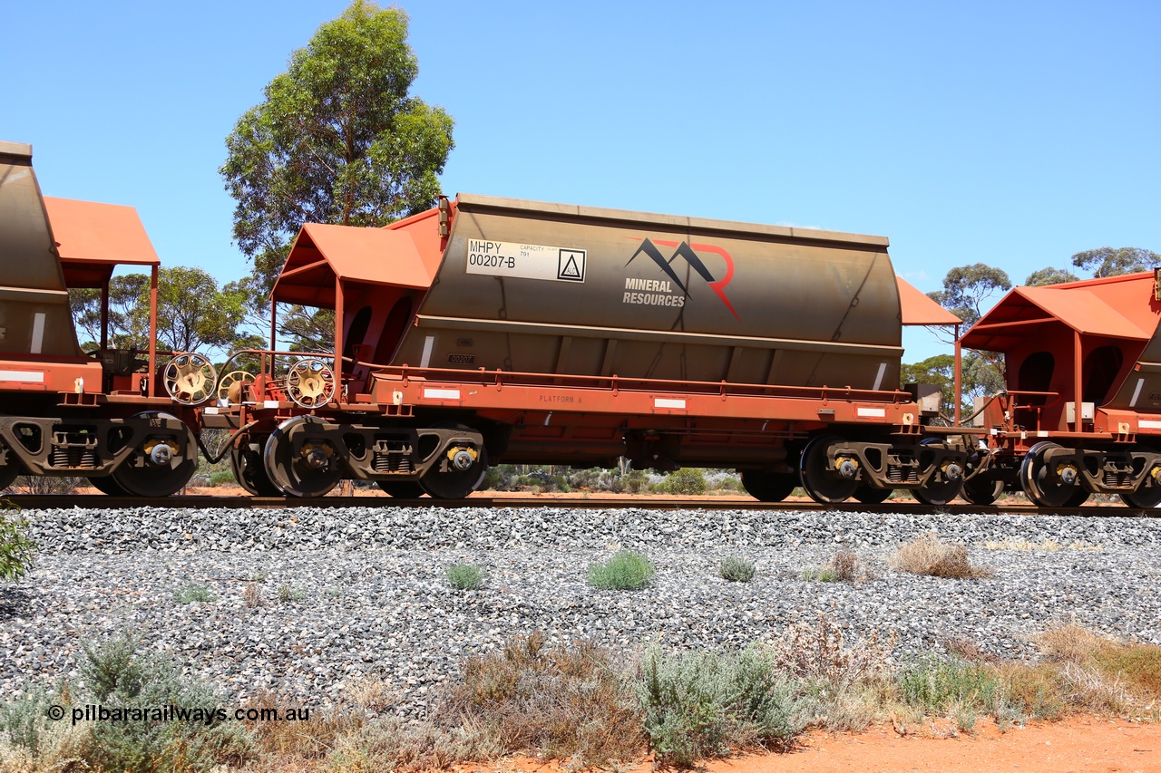 190107 0619
Binduli, on empty Mineral Resources Ltd iron ore train service from Esperance to Koolyanobbing 2034 with MRL's MHPY type iron ore waggon MHPY 00207 built by CSR Yangtze Co China serial 2014/382-207 in 2014 as a batch of 382 units, these bottom discharge hopper waggons are operated in 'married' pairs.
Keywords: MHPY-type;MHPY00207;2014/382-207;CSR-Yangtze-Rolling-Stock-Co-China;