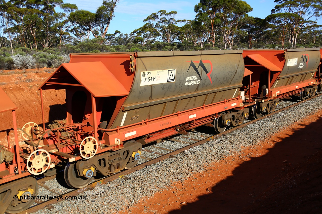 190109 1634
Binduli, Mineral Resources Ltd empty iron ore train 4030 with MRL's MHPY type iron ore waggon MHPY 00154 built by CSR Yangtze Co China serial 2014/382-154 in 2014 as a batch of 382 units, these bottom discharge hopper waggons are operated in 'married' pairs.
Keywords: MHPY-type;MHPY00154;2014/382-154;CSR-Yangtze-Rolling-Stock-Co-China;