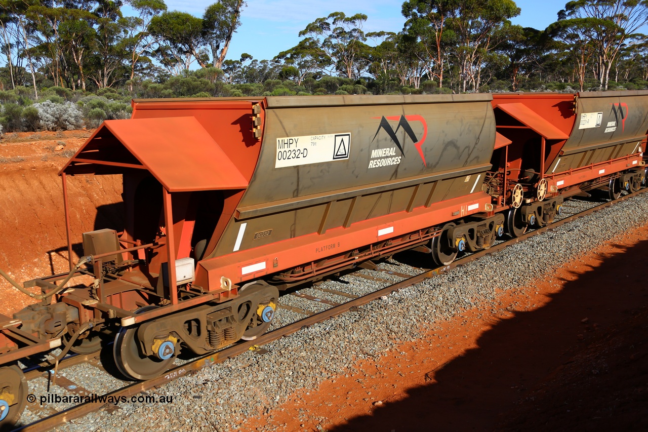 190109 1639
Binduli, Mineral Resources Ltd empty iron ore train 4030 with MRL's MHPY type iron ore waggon MHPY 00231 built by CSR Yangtze Co China serial 2014/382-231 in 2014 as a batch of 382 units, these bottom discharge hopper waggons are operated in 'married' pairs.
Keywords: MHPY-type;MHPY00232;2014/382-232;CSR-Yangtze-Rolling-Stock-Co-China;