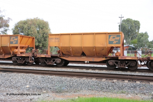 140601 4500
Woodbridge, empty Carina bound iron ore train #1035, CFCLA leased CHCH type waggon CHCH 7628 these waggons were rebuilt between 2010 and 2012 by Bluebird Rail Operations SA from former Goldsworthy Mining hopper waggons originally built by Tomlinson WA and Scotts of Ipswich Qld back in the 60's to early 80's. June 1, 2014.
Keywords: CHCH-type;CHCH7628;Bluebird-Rail-Operations-SA;2010/201-28;