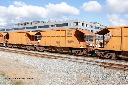 140601 4623
Midland, loaded iron ore train #1030 heading to Kwinana, CFCLA leased CHEY type waggon CHEY 8041 one pair of 120 bar coupled pairs built by Bluebird Rail Operations SA in 2011-12. June 1, 2014.
Keywords: CHEY-type;CHEY8041;Bluebird-Rail-Operations-SA;2011/120-41;