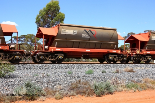 190107 0560
Binduli, on empty Mineral Resources Ltd iron ore train service from Esperance to Koolyanobbing 2034 with MRL's MHPY type iron ore waggon MHPY 00289 built by CSR Yangtze Co China serial 2014/382-289 in 2014 as a batch of 382 units, these bottom discharge hopper waggons are operated in 'married' pairs.
Keywords: MHPY-type;MHPY00289;2014/382-289;CSR-Yangtze-Rolling-Stock-Co-China;