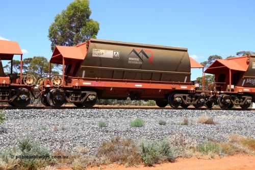 190107 0615
Binduli, on empty Mineral Resources Ltd iron ore train service from Esperance to Koolyanobbing 2034 with MRL's MHPY type iron ore waggon MHPY 00245 built by CSR Yangtze Co China serial 2014/382-245 in 2014 as a batch of 382 units, these bottom discharge hopper waggons are operated in 'married' pairs.
Keywords: MHPY-type;MHPY00245;2014/382-245;CSR-Yangtze-Rolling-Stock-Co-China;