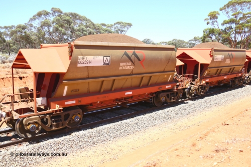 190129 4321
Binduli, on Mineral Resources Ltd loaded iron ore train service from Koolyanobbing to Esperance #3033 with MRL's MHPY type iron ore waggon MHPY 00259 built by CSR Yangtze Co China serial 2014/382-259 in 2014 as a batch of 382 units, these bottom discharge hopper waggons are operated in 'married' pairs.
Keywords: MHPY-type;MHPY00259;2014/382-259;CSR-Yangtze-Co-China;