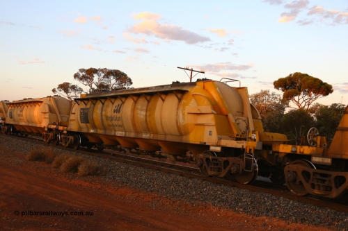 190107 0674
Kalgoorlie, WN type pneumatic discharge nickel concentrate waggon WN 512, one of thirty built by AE Goodwin NSW as WN type in 1970 for WMC.
Keywords: WN-type;WN512;AE-Goodwin;