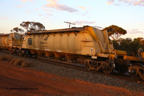 190107 0678
Kalgoorlie, WN type pneumatic discharge nickel concentrate waggon WN 528, one of thirty built by AE Goodwin NSW as WN type in 1970 for WMC.
Keywords: WN-type;WN528;AE-Goodwin;