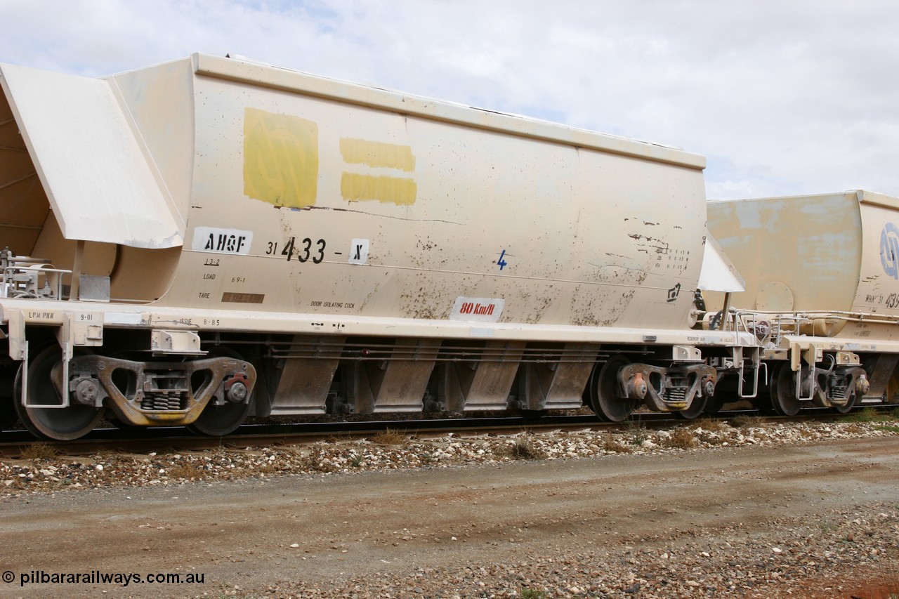 051101 6425
Parkeston, AHQF 31433 seen here in Loongana Limestone service, originally built by Goninan WA for Western Quarries as a batch of twenty coded WHA type in 1995. Purchased by Westrail in 1998.
Keywords: AHQF-type;AHQF31433;Goninan-WA;WHA-type;