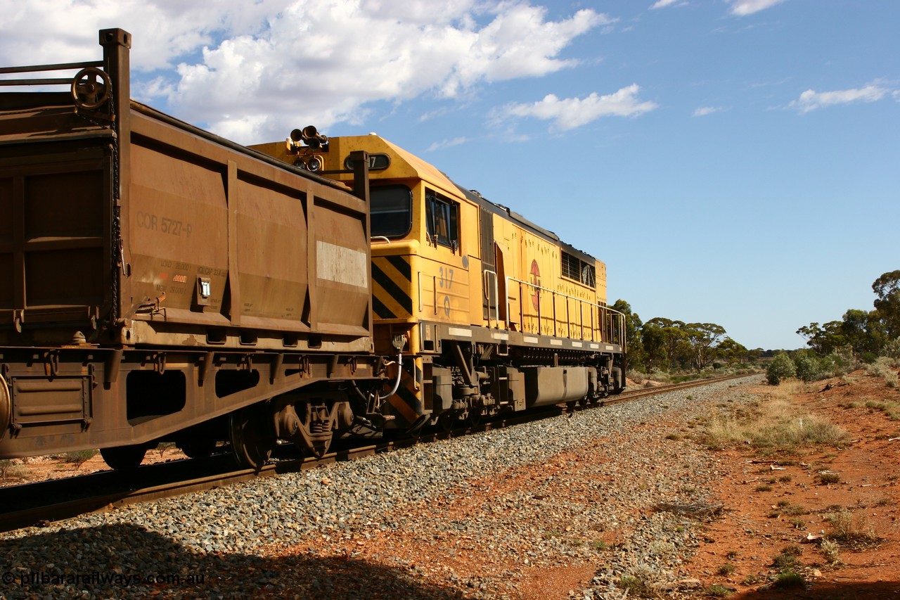 060117 2710
Bardoc, Q 317 leads the loaded Malcolm freighter train 2029 with an AQCY type container waggon with nickel residue container COR 5727. The AQCY type waggons were built by WAGR Midland Workshops as WFX type between 1969 and 1974.
Keywords: AQCY-type;WAGR-Midland-WS;WFX-type;WQCX-type;WAGR-Midland-WS;