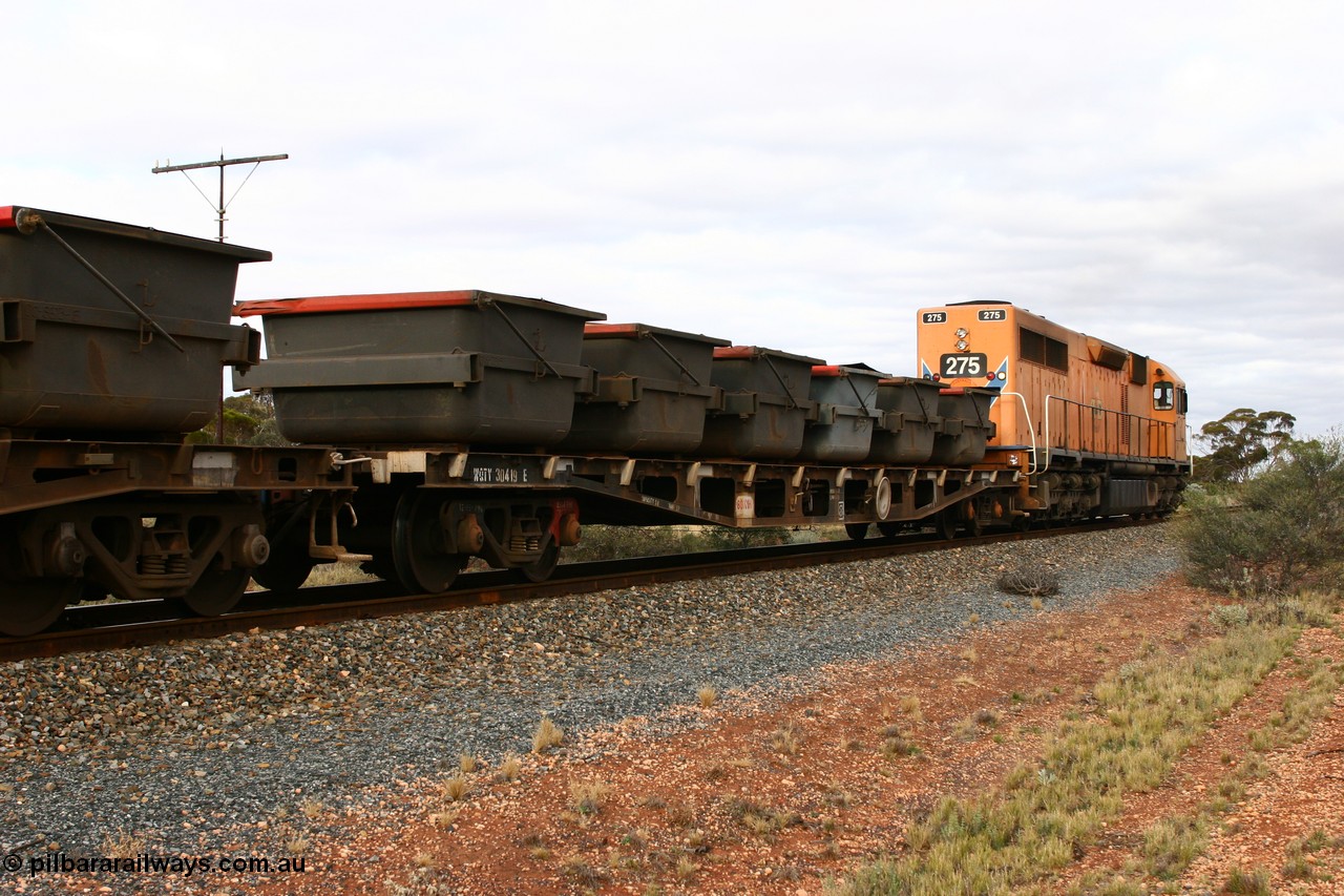 060527 4129
Scotia, WQTY 30419 flat waggon, originally built by Tomlinson Steel WA as WFX type in 1970 from a batch of one hundred and sixty one waggons, recoded to WQCX type in 1980, then WQC type before recoded back the WQCX in 1982, then current code in 1996. Seen here carrying six loaded nickel ore kibbles.
Keywords: WQTY-type;WQTY30419;Tomlinson-Steel-WA;WFX-type;WQCX-type;WQC