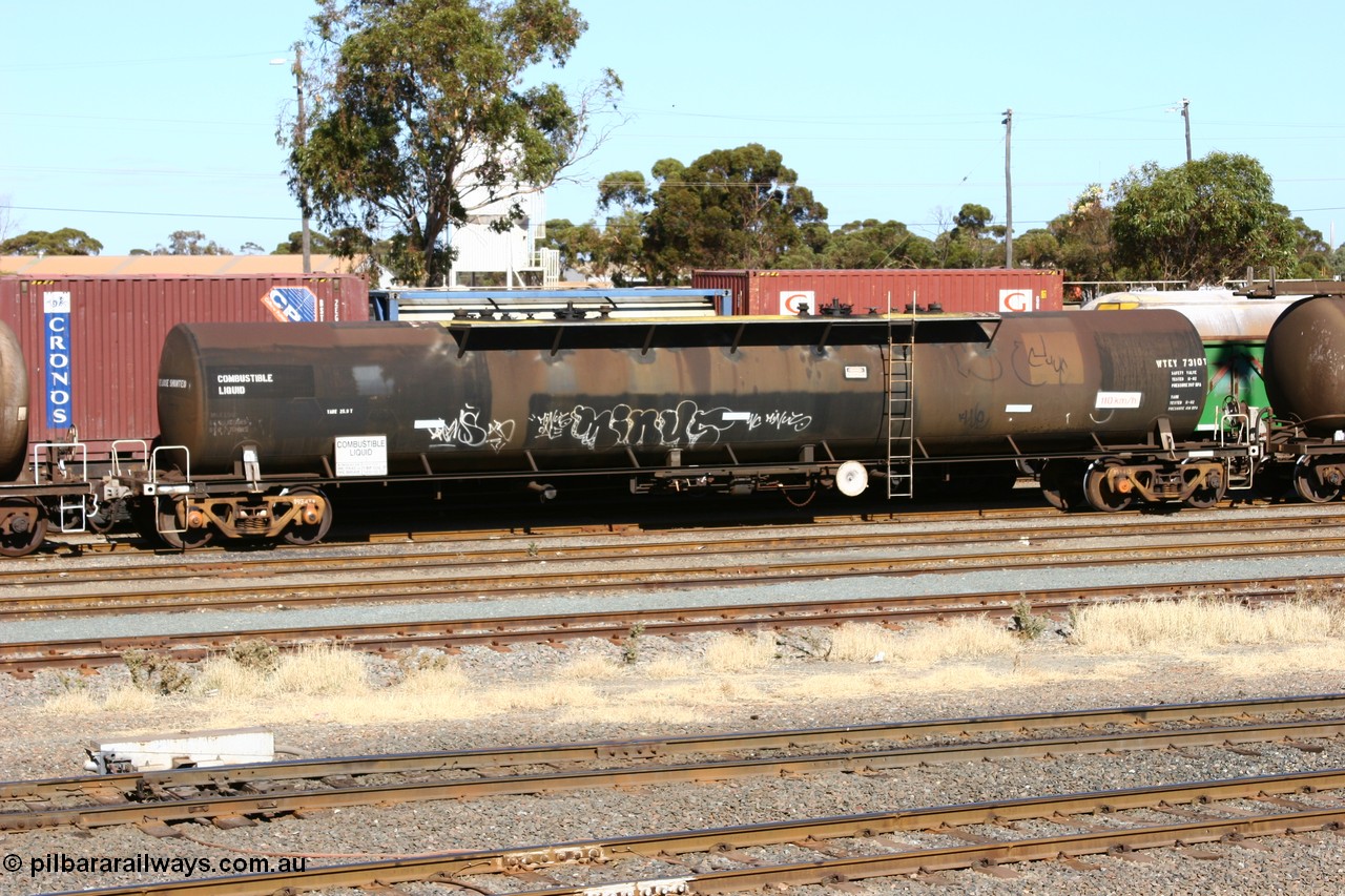 060528 4509 WTEY7310T
West Kalgoorlie, WTEY 7310 fuel tanker, originally an NTAF type tanker, in BP service.
Keywords: WTEY-type;WTEY7310;NTAF-type;