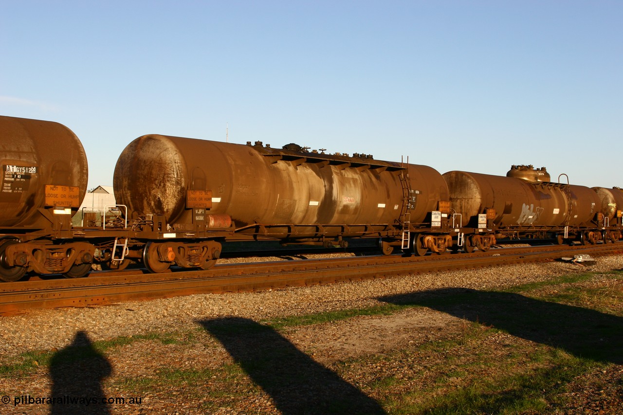 060603 5270 WJPY601M
Midland, WJPY 601 fuel tank waggon built by WAGR Midland Workshops in 1976 as WJP type for BP Oil, capacity of 80500 litres, recoded to WJPY.
Keywords: WJPY-type;WJPY601;WAGR-Midland-WS;WJP-type;