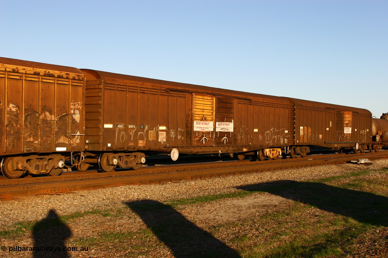 060603 5274
Midland, ABAY 30974 covered goods waggon originally built by Mechanical Handling Ltd SA as part of a third batch of one hundred and thirty five WVX type covered vans, recoded to WVL in 1974 then to WBAX in 1987 and to WBWX in 1992.
Keywords: ABAY-type;ABAY30974;Mechanical-Handling-Ltd-SA;WVX-type;WBAX-type;