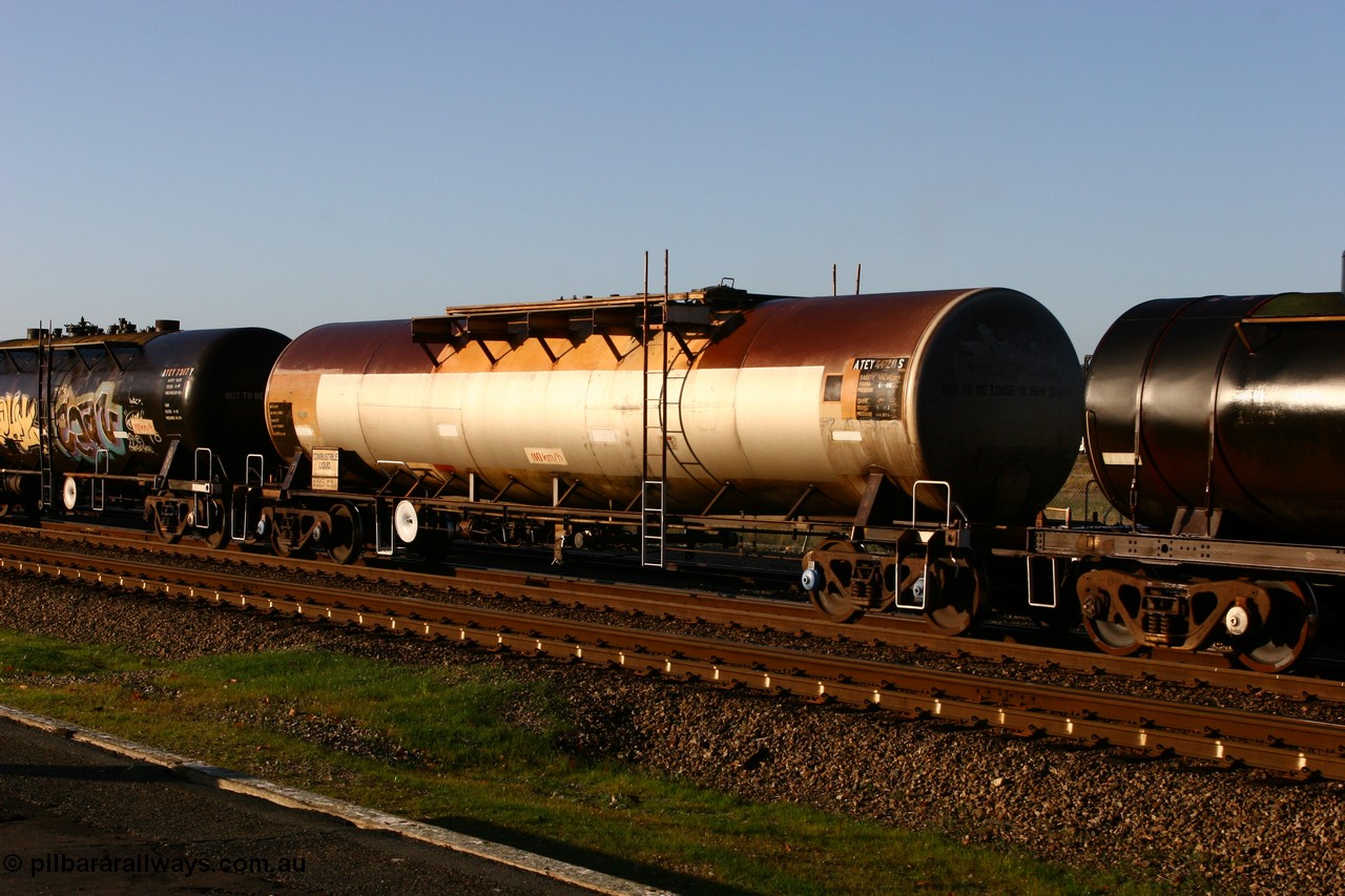 070609 0191
Midland, ATEY 4728 ex NSW NTAF type tank waggon for AMPOL, recoded to WTEF when arrived in WA in 1995, then WTEY, in BP Oil service.
Keywords: ATEY-type;ATEY4728;NTAF-type;WTEF-type;WTEY-type;