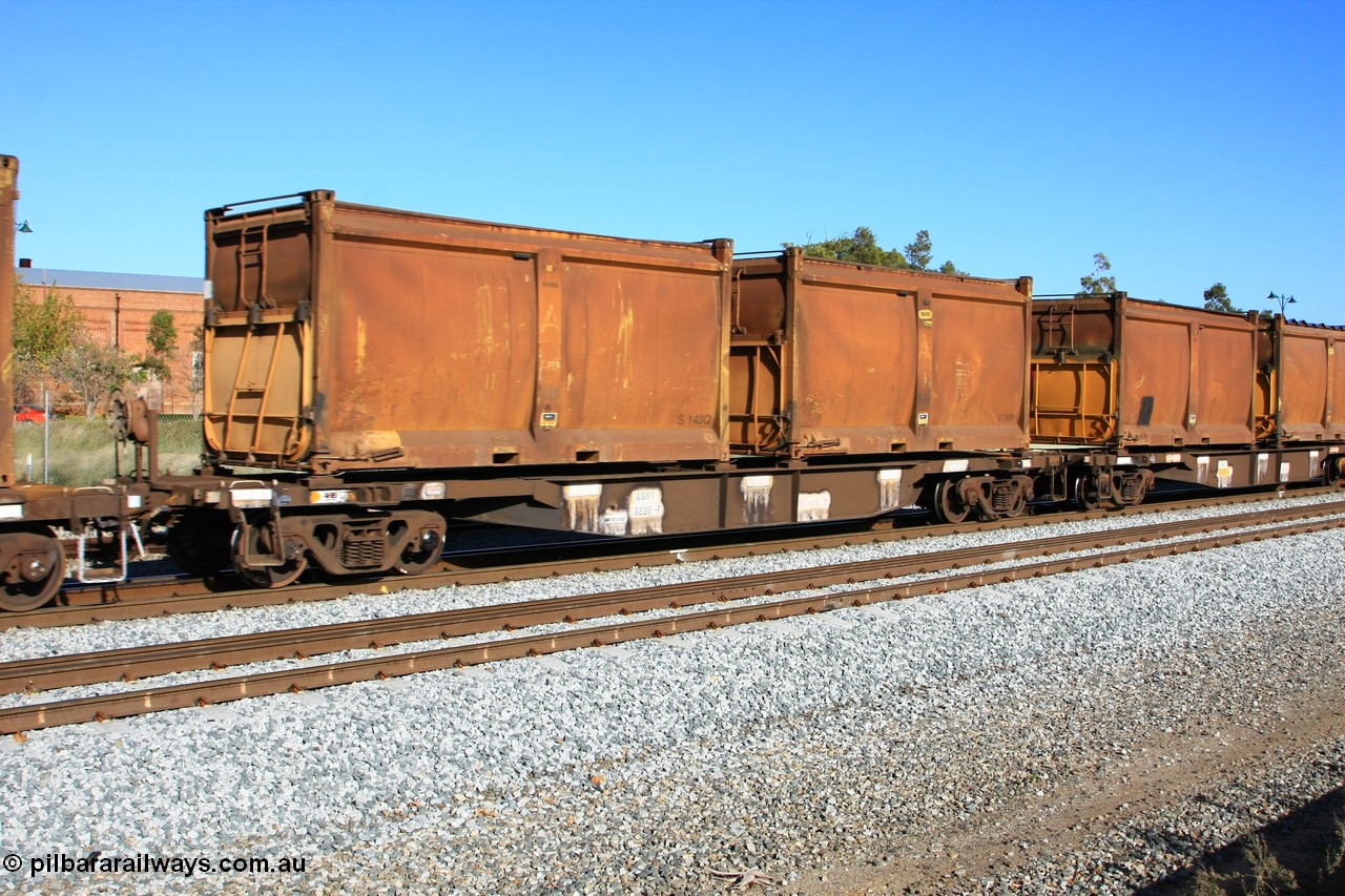 100608 9721
Midland, AQNY 32211, second last of sixty two waggons built by Goninan WA in 1998 as WQN type for Murrin Murrin container traffic, with sulphur skips S143Q and S88R both with replacement doors and roll top tarpaulins, on train 2430 empty Malcolm freighter.
Keywords: AQNY-type;AQNY32211;Goninan-WA;WQN-type;